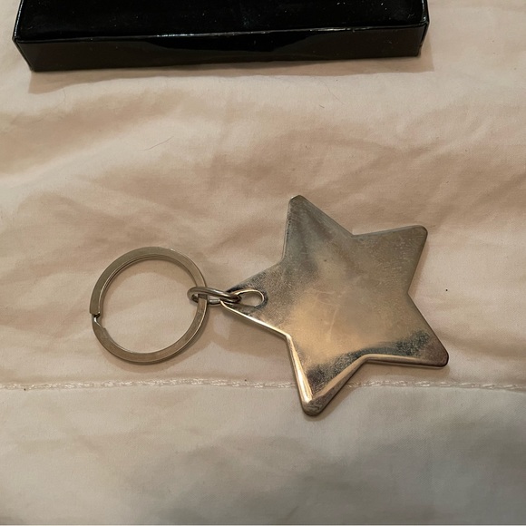 Aeropostale star keychain - Picture 3 of 3